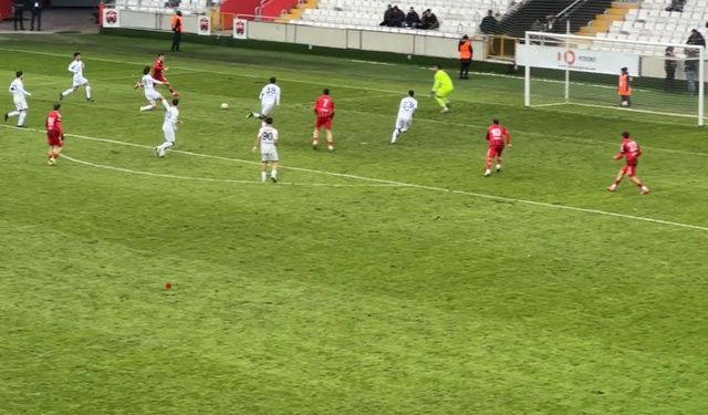 24 Erzincanspor Evinde Kaybetti: Ankaragücü’ne 2-0 Mağlup Oldu