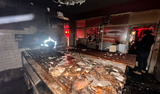 Merkez Çarşısı’nda Kemaliye Ekmeği Fırını Yandı