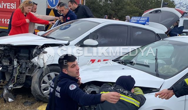 TEDAŞ ve Ekşisu Kavşaklarında Kaza; Yaralılar Var