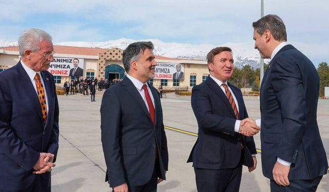 Enerji Bakanı Alparslan Bayraktar Erzincan’da