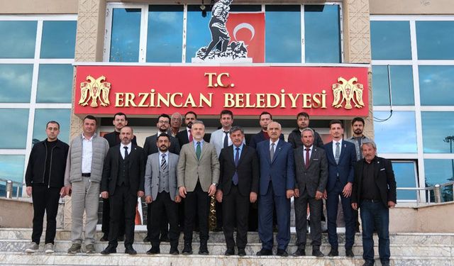 Yeniden Refah Partisi Heyeti Erzincan Belediyesi’ni Ziyaret Etti