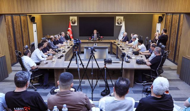 Vali Aydoğdu Basın Mensuplarıyla İstişare Toplantısında Buluştu