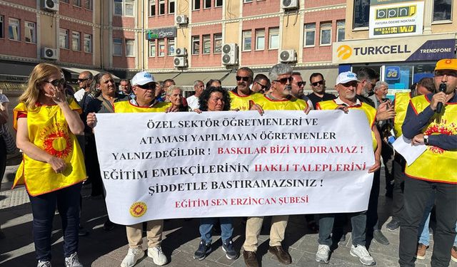 Eğitim Sen: "Öğretmene Takılan Kelepçe Geleceğimize Takılmıştır"