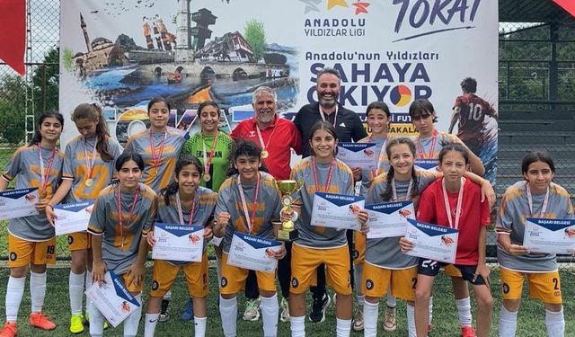 Erzincan Kız Futbol Takımı Türkiye Finallerinde