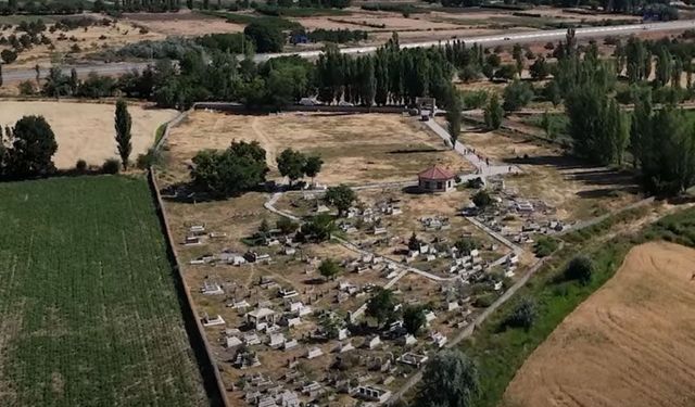 Hacı Hafız Mezarlığı Yenilenen Çehresiyle Daha Düzenli Hale Gelecek