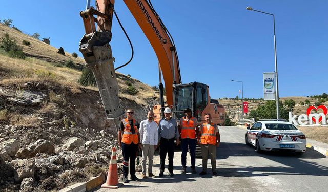 Sultanmelik Giriş Mevkii’nde Yol Genişletme Çalışmaları Başladı