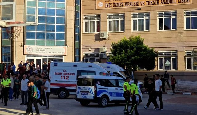 Turgutlu’da 11 Öğrenci Silahlı Saldırıda Yaralandı