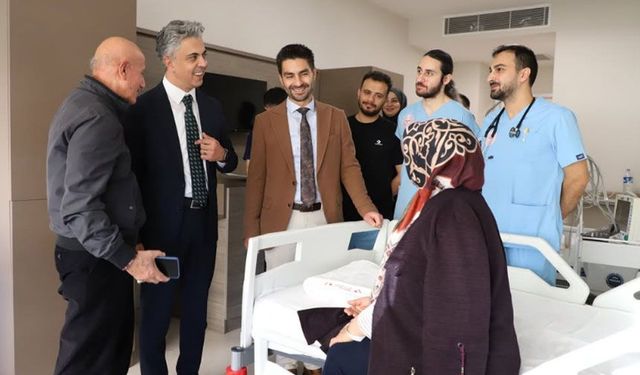 Rektör Kuyrukluyıldız’dan Hastalara Geçmiş Olsun Ziyareti