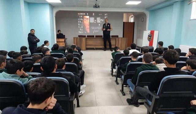 Erzincan’da 300 Öğrenci ve Öğretmene Güvenlik Eğitimi Verildi