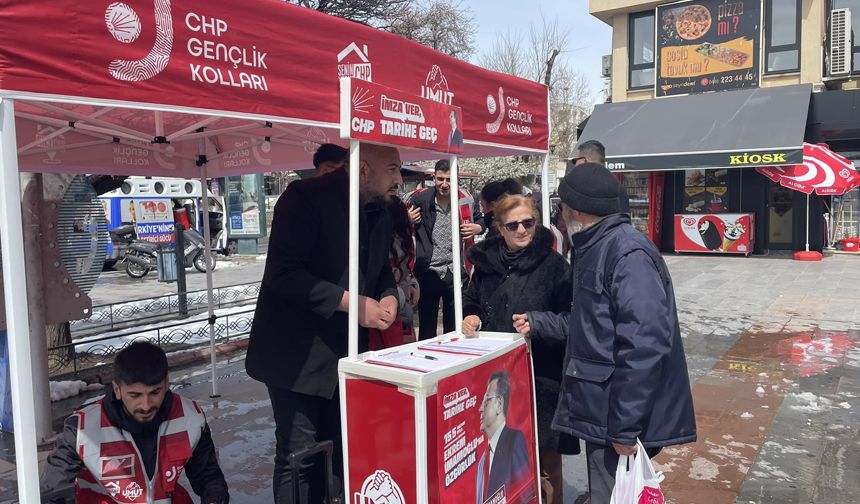 Erzincan’da İmamoğlu İçin İmza Kampanyası Devam Ediyor