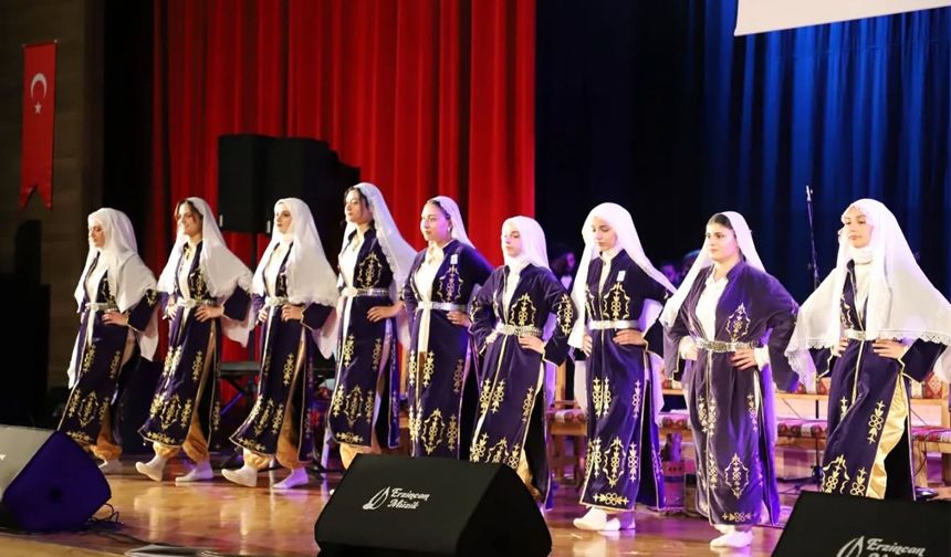 Erzincan Üniversitesi’nde Eğin Sıra Odası Konseri Düzenlendi