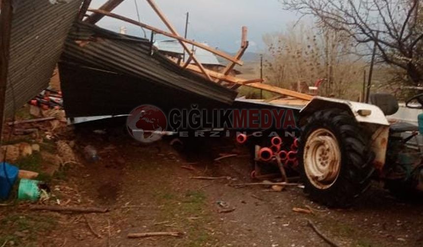 Fırtına ve Sağanak Yağış Gökçe Köyü’nde Çatı Uçurdu