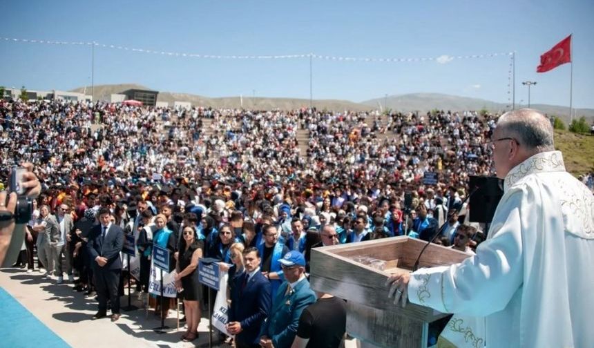 Erzincan Üniversitesi Kep Attı