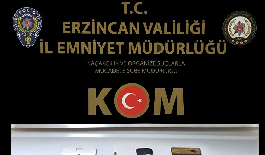 Erzincan'da Kopya Düzeneği Yakalandı