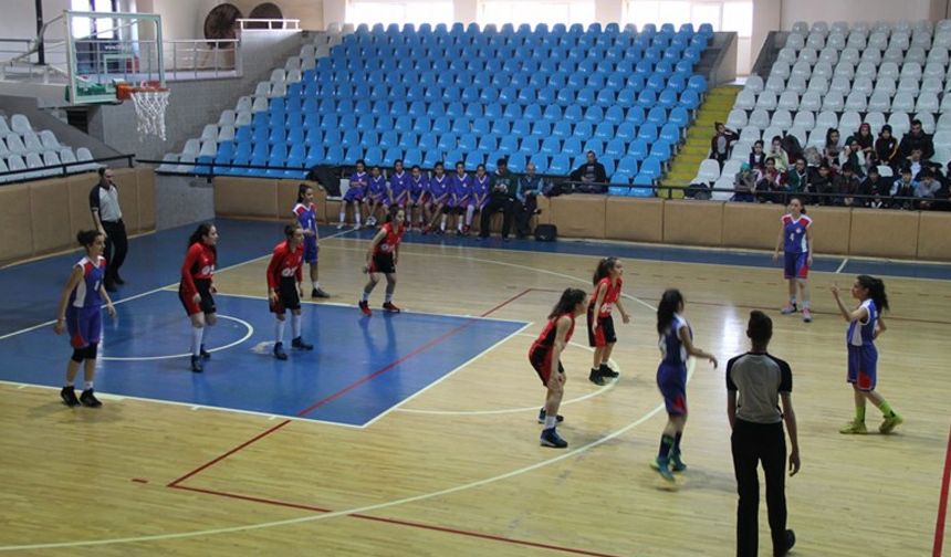 Erzincan Okul Sporlarında Türkiye 1’incisi Oldu