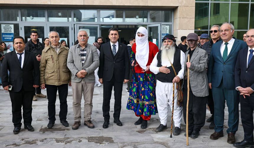 Tunceli'de Coşkulu Gağan Kutlaması