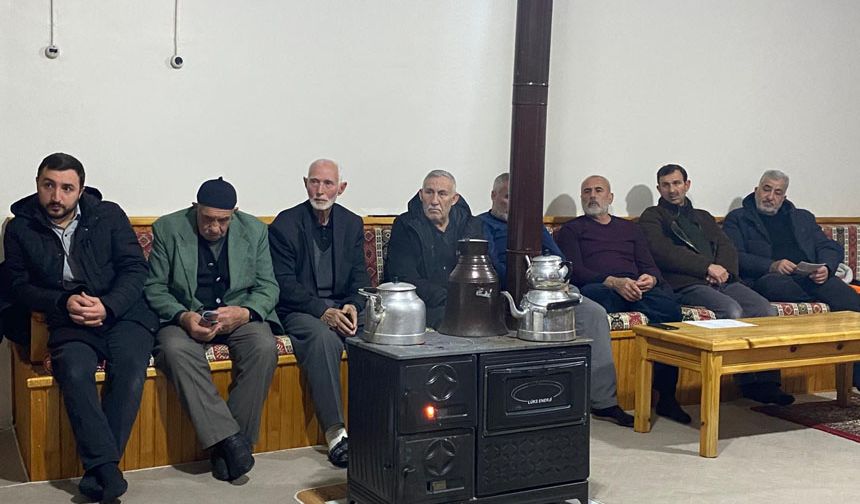 Tarım Müdürlüğü Ekipleri Çatalarmut Köyü'nde Çiftçilerle Buluştu