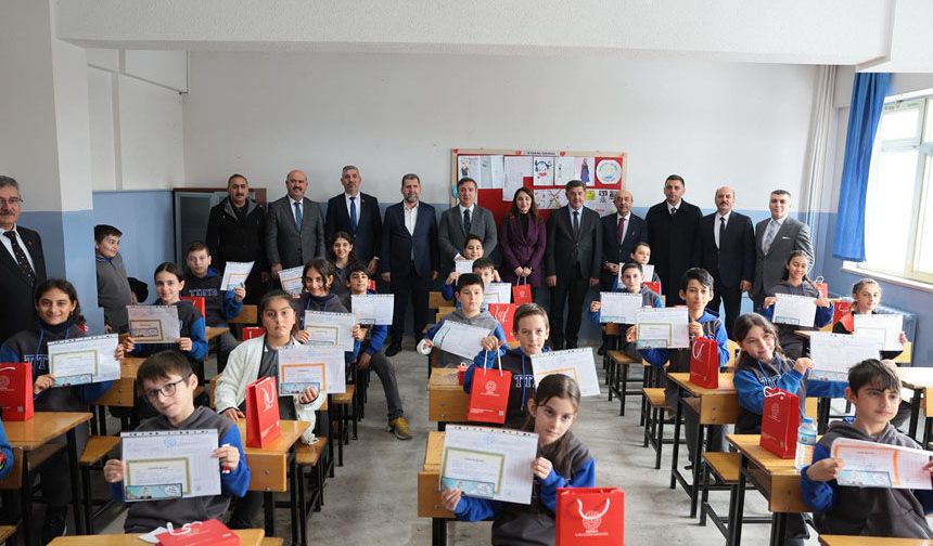 Erzincan'da Karne Sevinci