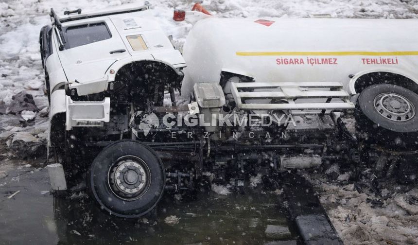 Erzincan–Kelkit Yolunda LPG Yüklü Araç Dereye Uçtu