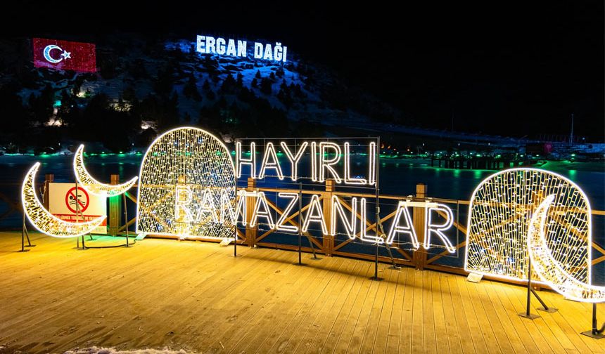 Ergan Dağı Kayak Merkezi Ramazana Özel Işıklandırıldı
