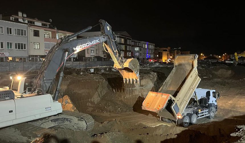 Merkez Çarşısı Kentsel Dönüşümünde Çalışmalar Aralıksız Sürüyor