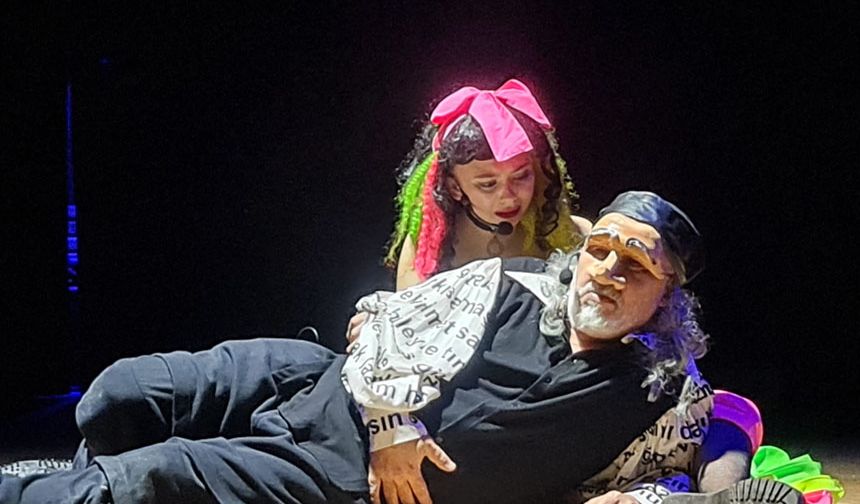 Cyrano Rock Erzincan’da Sahnelendi