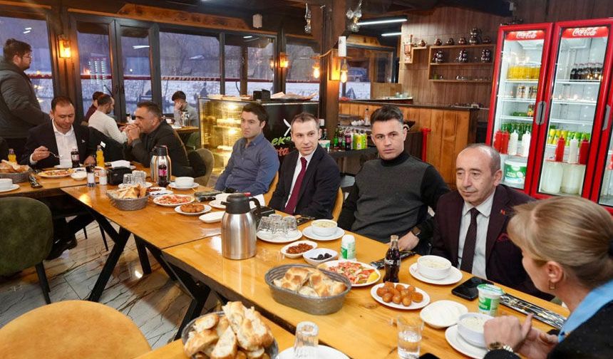 Üzümlü Kaymakamı Buğra Karadağ İçin Veda İftarı Düzenlendi