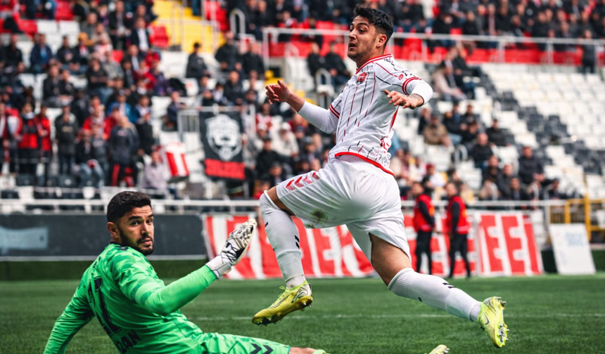 24 Erzincanspor’dan Müthiş Geri Dönüş: 3-2 Kazandı