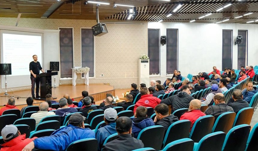 Erzincan Belediyesi Çalışanlarına İş Sağlığı ve Güvenliği Eğitimi