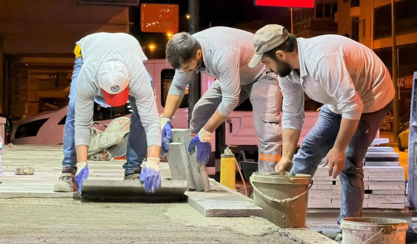 Buğday Meydanı Yolunda Kaldırım Çalışmaları Sürüyor