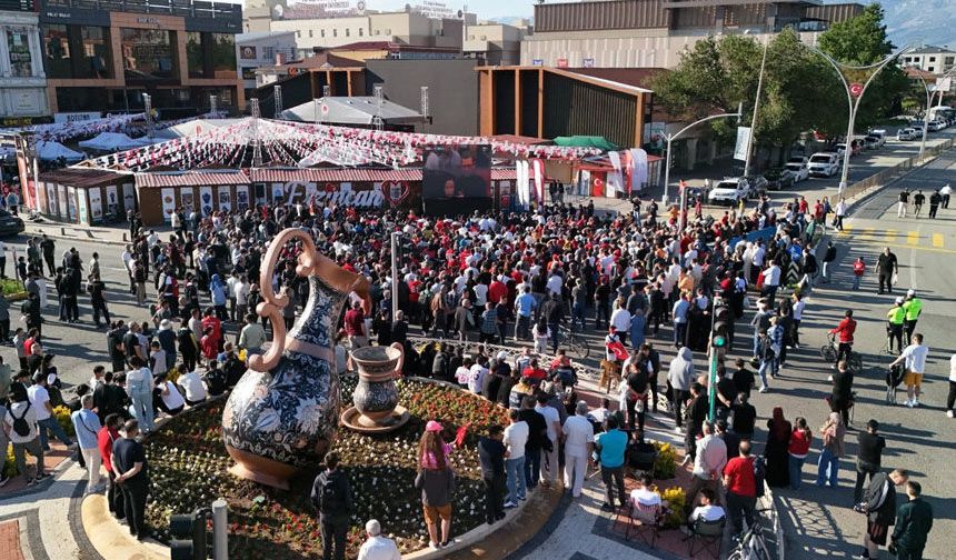 Erzincan Dünya Kupası Heyecanını Meydanlarda Yaşadı