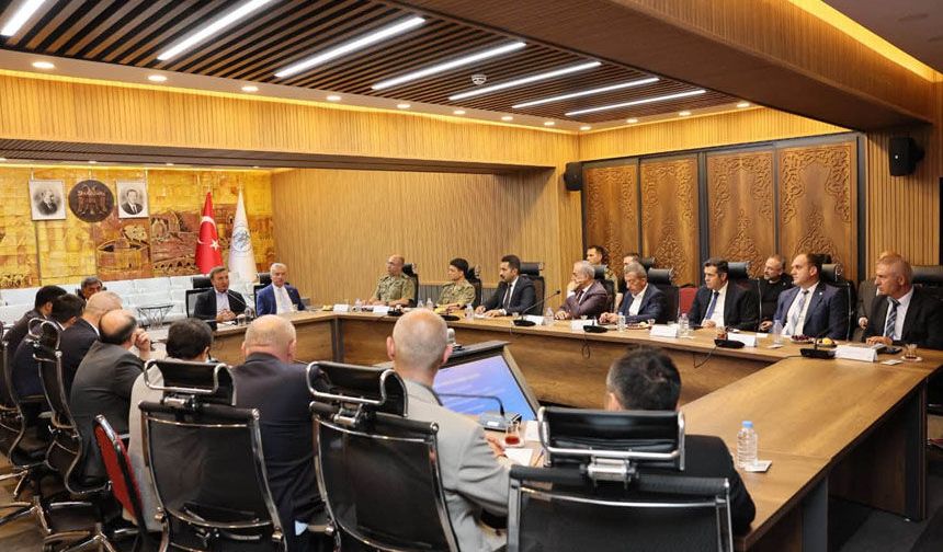 Erzincan'da Yatırım ve Proje Değerlendirme Toplantısı Yapıldı