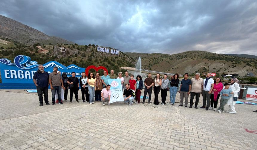Türkiye'nin Farklı İllerinden Gelen Gazeteciler Erzincan'ı Gezdi