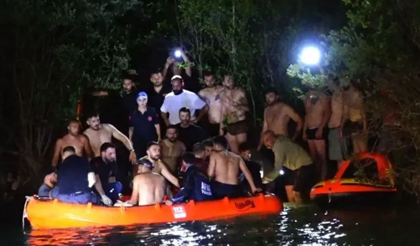 Munzur Çayı’na Düşen Otomobilde Ağır Yaralanan Genç Yaşamını Yitirdi