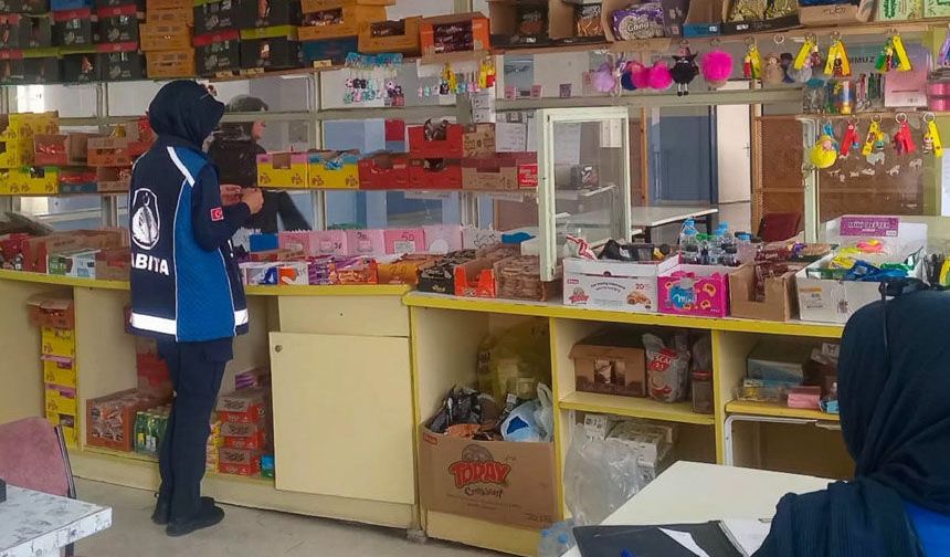 Erzincan’da Okul Kantinleri Tek Tek Denetleniyor