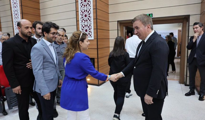 Vali Aydoğdu Eğitim Yöneticileriyle Buluştu