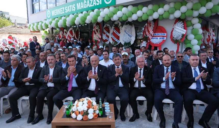 Erzincan Pancar Ekicileri Kooperatifi’nin Yeni Hizmet Binası Açıldı