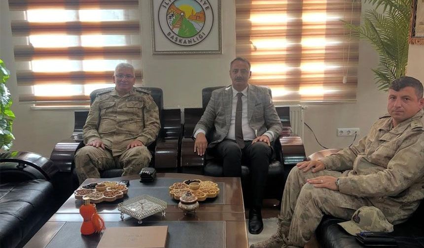 İliç’te Jandarma Komutanlarından Başkan Elçi’ye Ziyaret