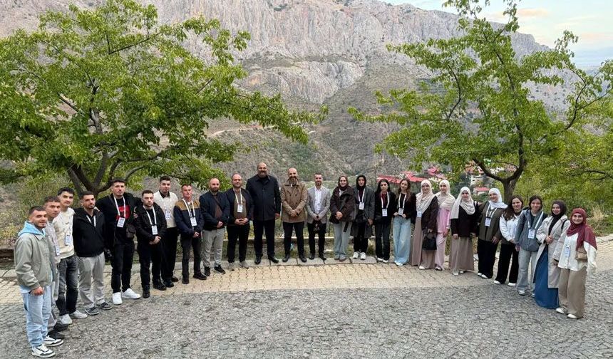 Kemaliye Kosovalı Gençleri Ağırladı